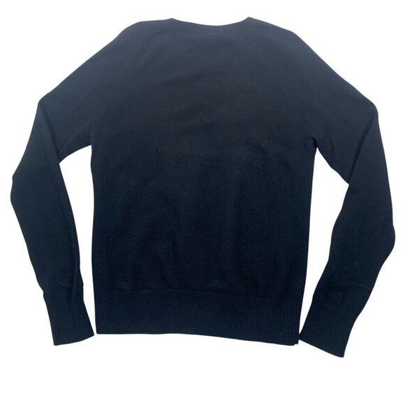 Peak Performance Golf V-Neck Black, Mens Casual v-neck Pullover (Size large - Picture 2 of 7